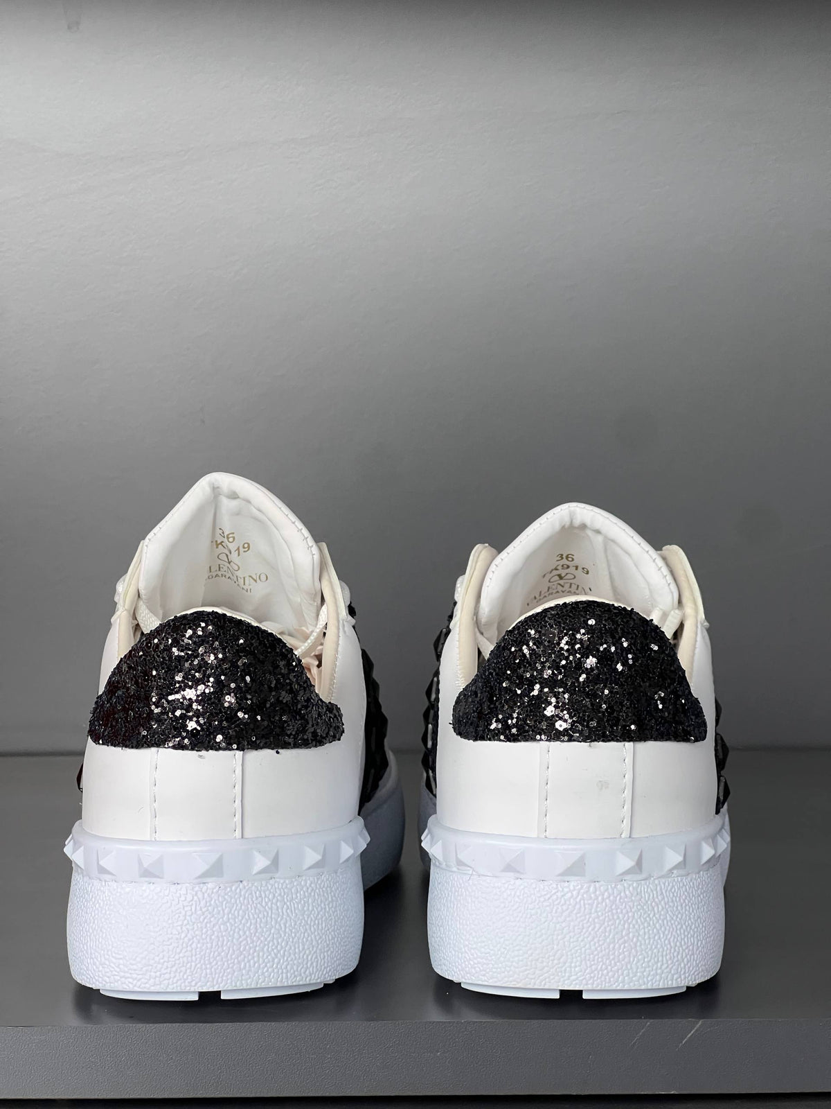 V-SHOES